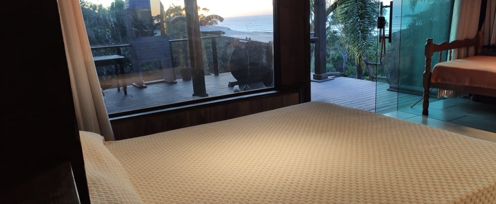 Loft de 35 m² com deck e churrasqueira — linda vista ao mar